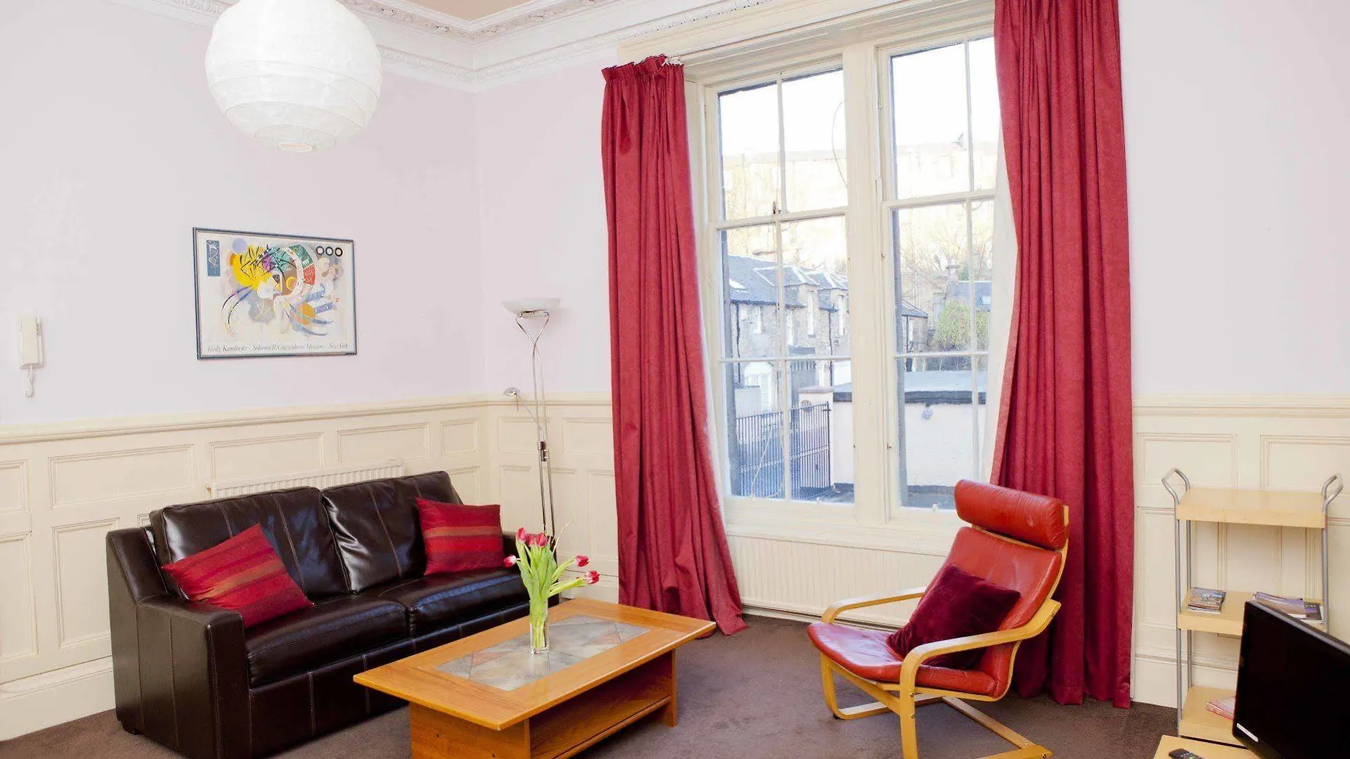 Palace Residential Lets Edinburgh 0*,